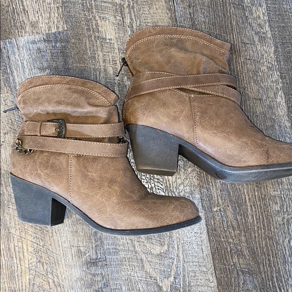 Sonoma Shoes - Sonoma size 10 boots